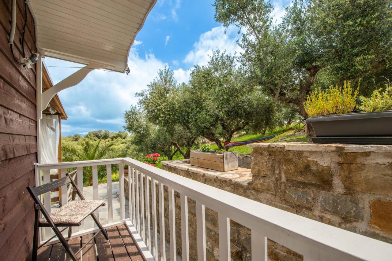 Hakuna Matata Holidays Wooden Lodge With Airco & Pool In Greek Olive Grove Метони Экстерьер фото