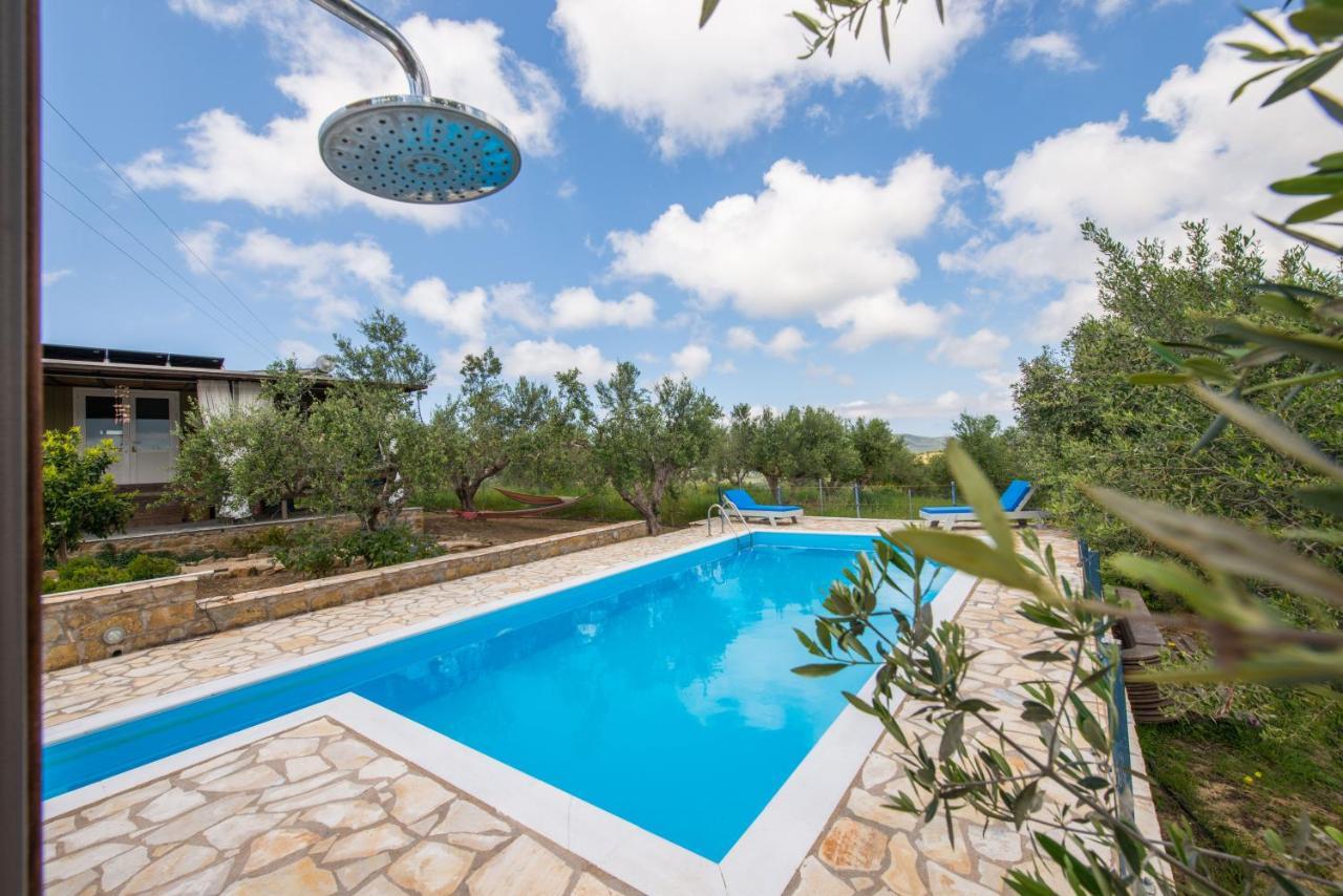 Hakuna Matata Holidays Wooden Lodge With Airco & Pool In Greek Olive Grove Метони Экстерьер фото